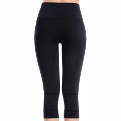 Custom Seamless Cropped Leggings from China Activewear Factory