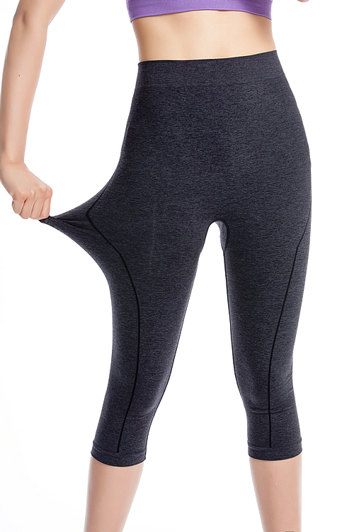 Energy+ Seamless Cropped Leggings picture-05
