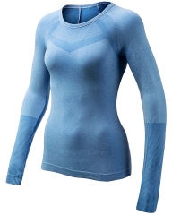 Seamless Long Sleeve Top: Make a Statement with Your Brand's Logo on Custom Tees from China Activewear Factory